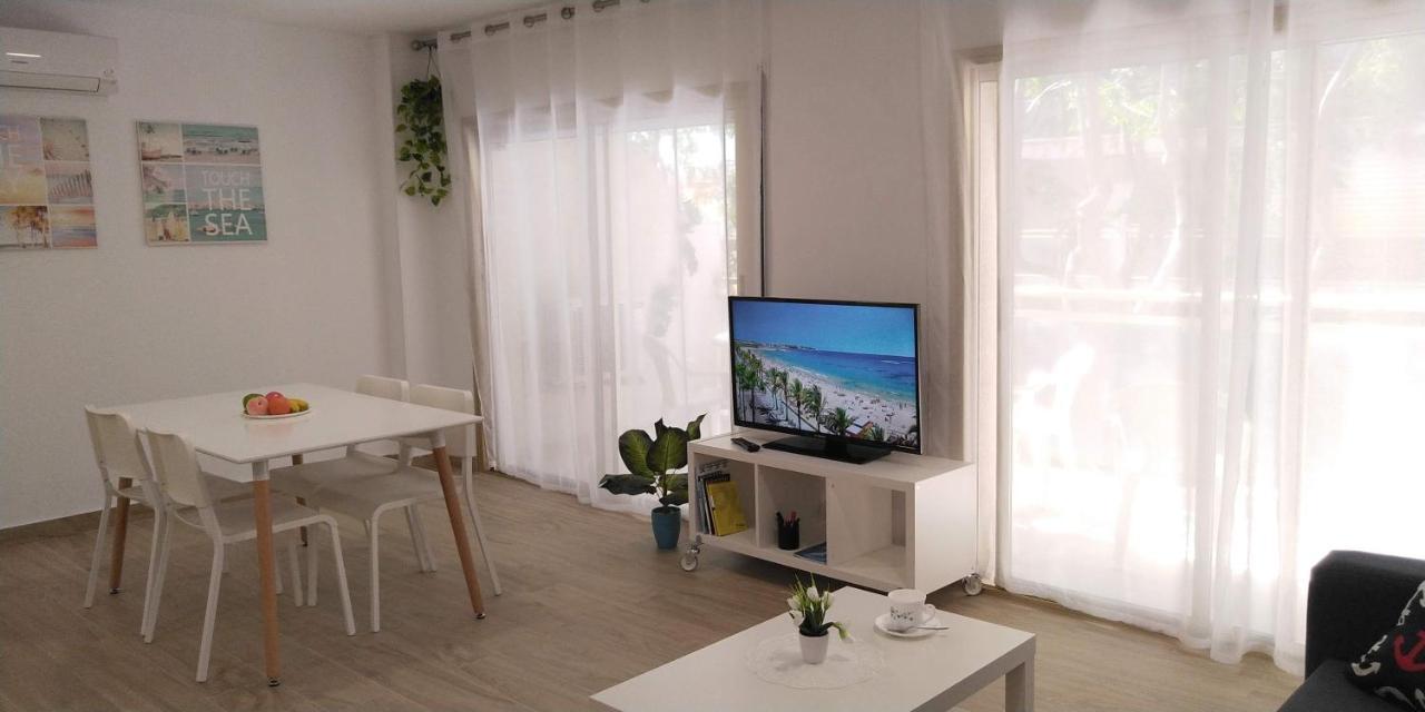 Scala Apartaments Салоу Экстерьер фото