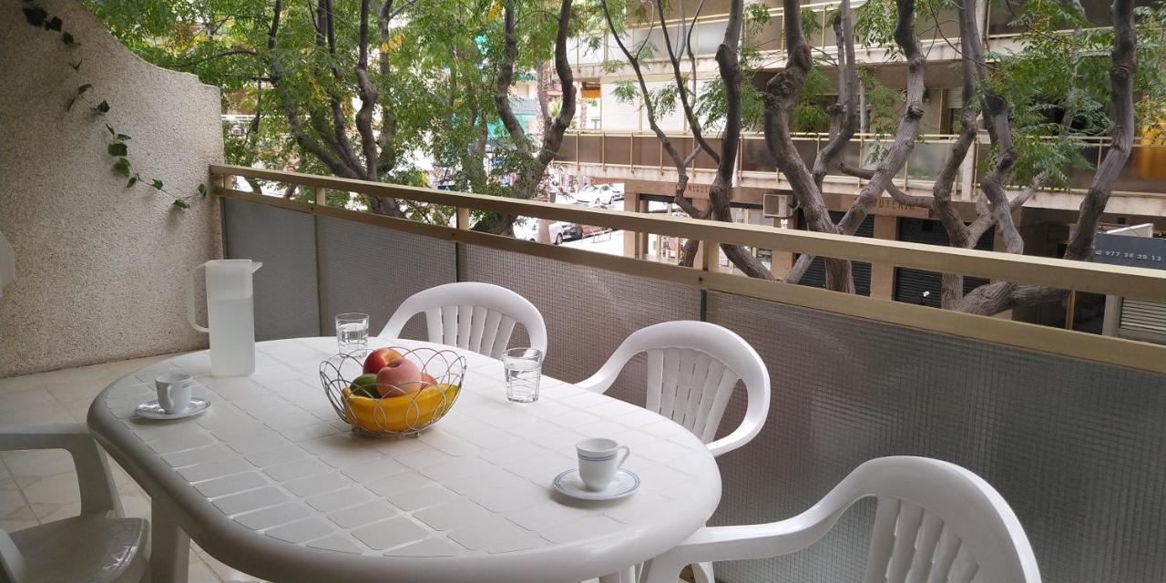 Scala Apartaments Салоу Экстерьер фото